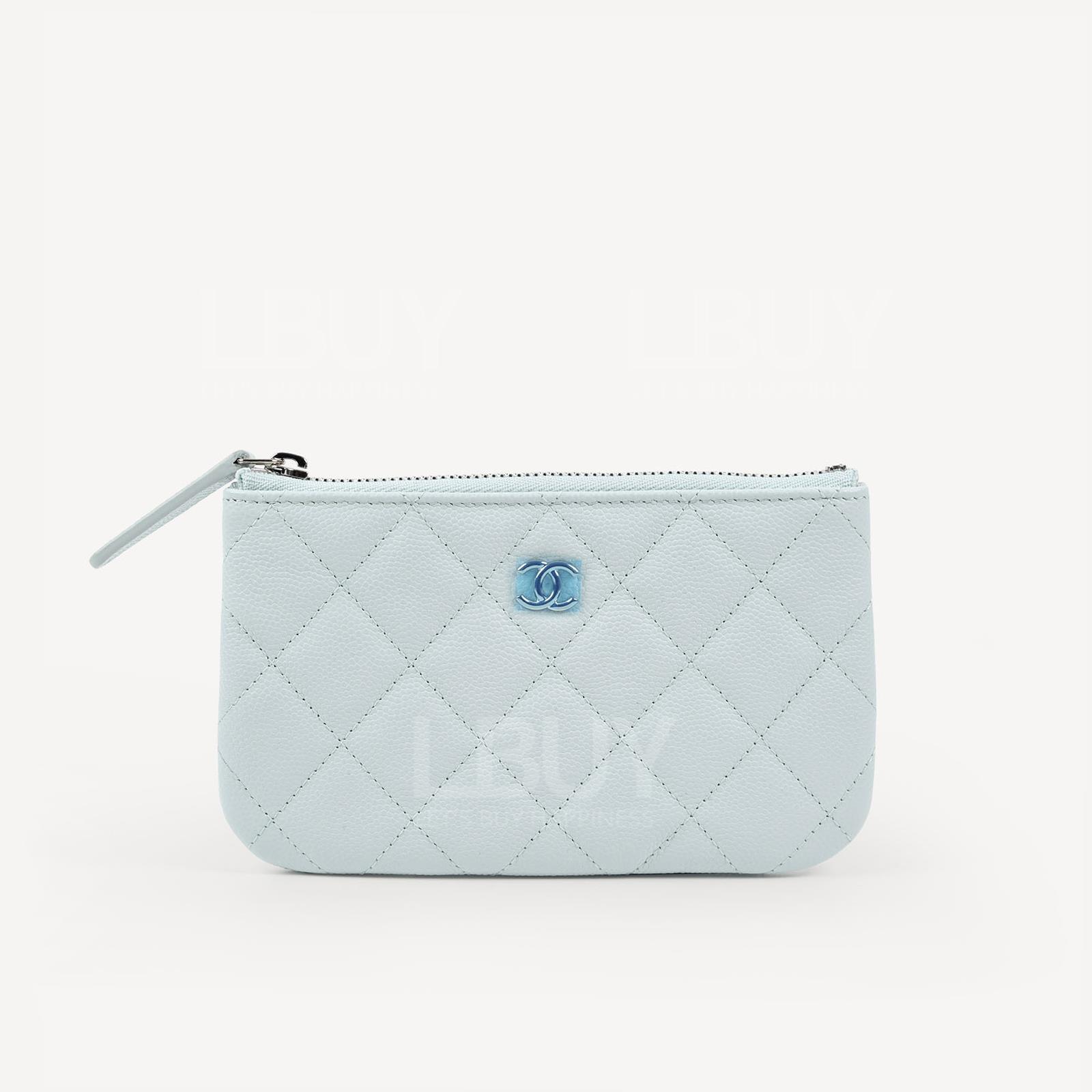 Chanel 經典拉鍊銀包迷你手提包 淺藍色配銀色CC logo A82365