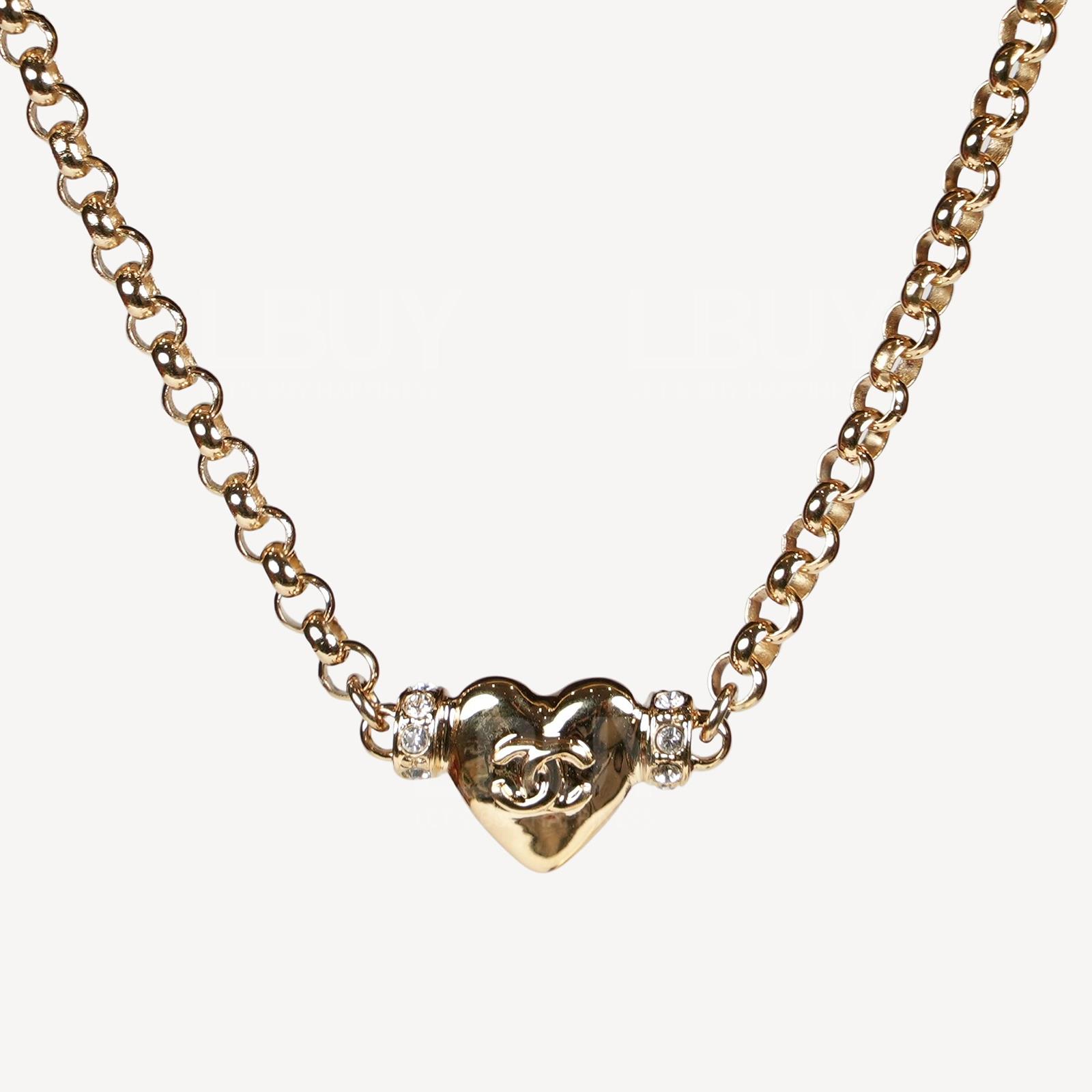 Chanel 金色心心CC Logo配水钻项炼  ABD080
