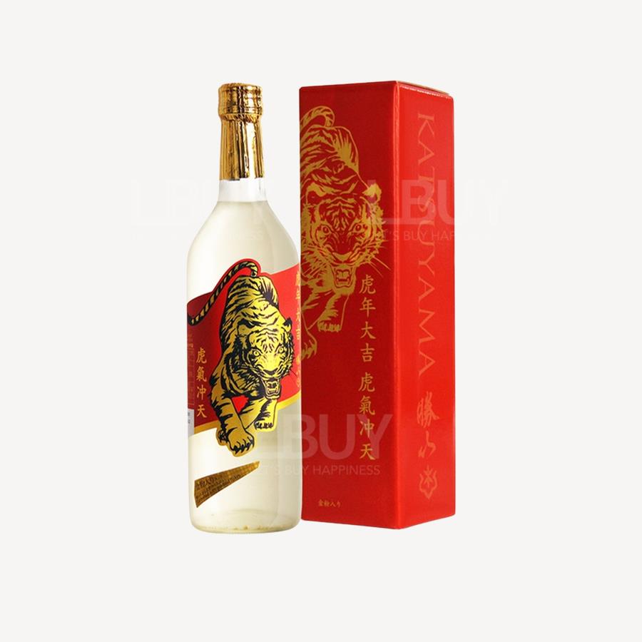 勝山 虎年大吉 虎氣沖天 純米大吟釀 2022 (金箔入り) (720ml)