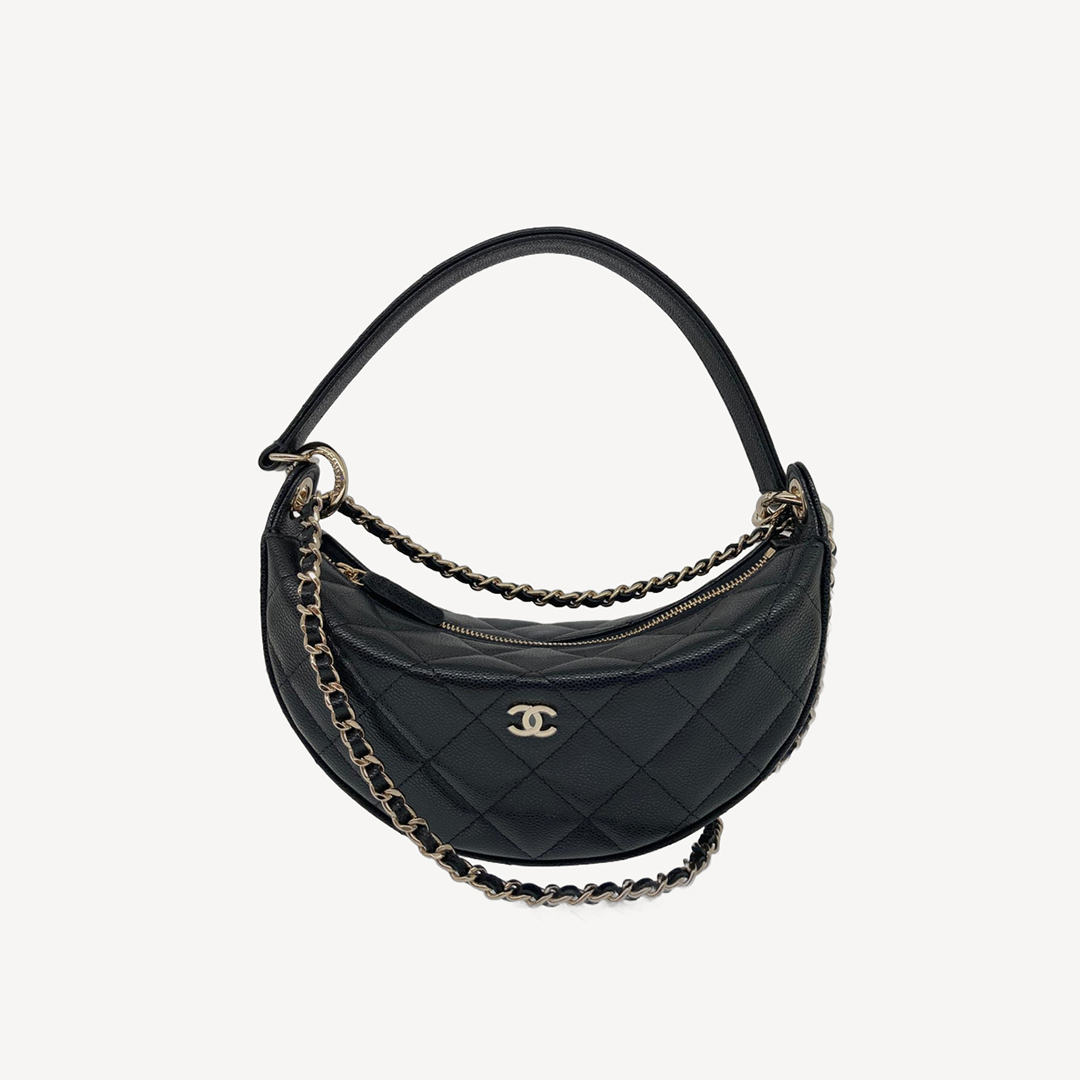 Chanel 黑色牛皮鏈帶包 AP5094B